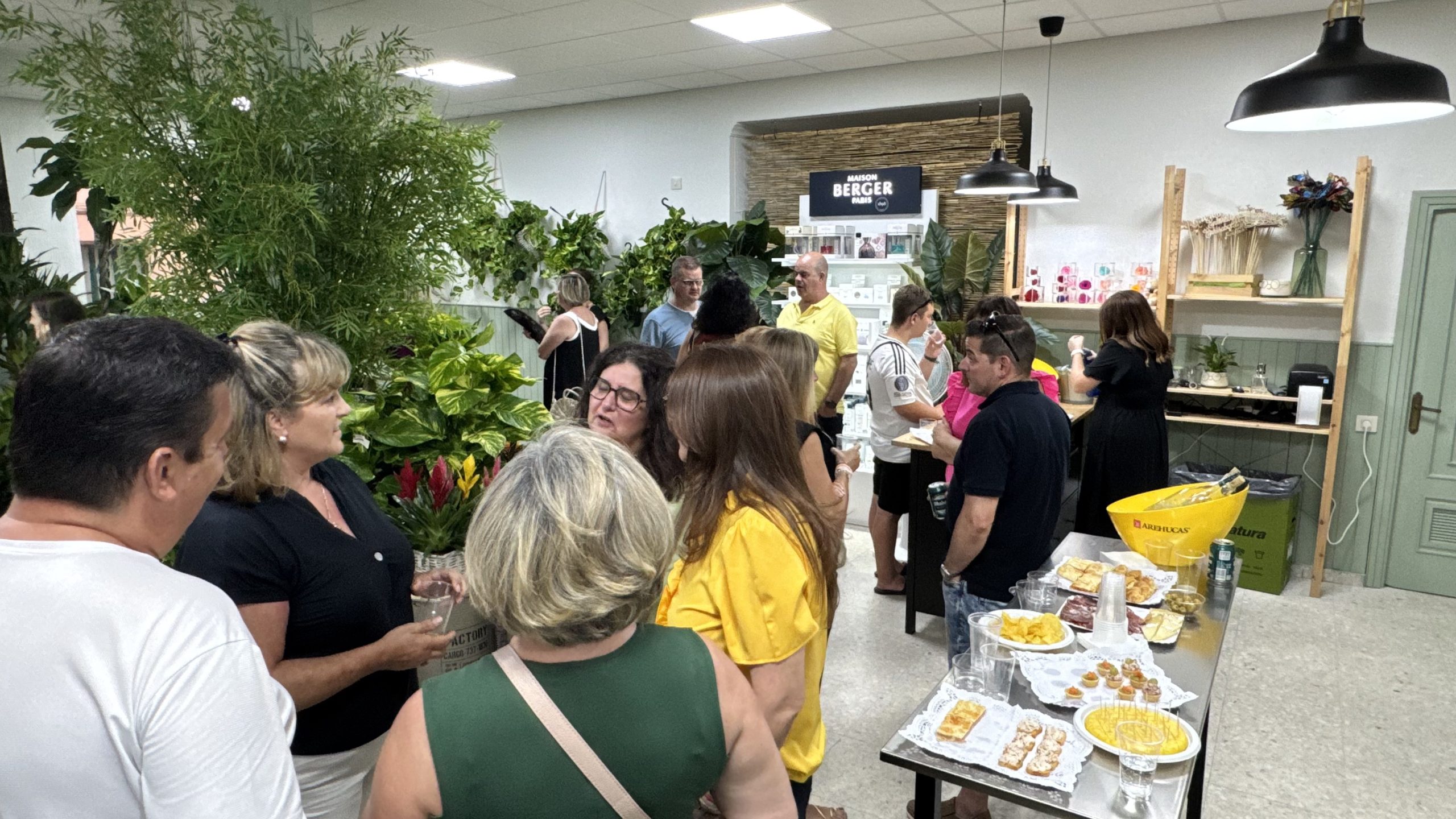 Rosi Floristas - Inauguraci&oacute;n establecimiento Corral de Almaguer 05.jul.2025 (1)