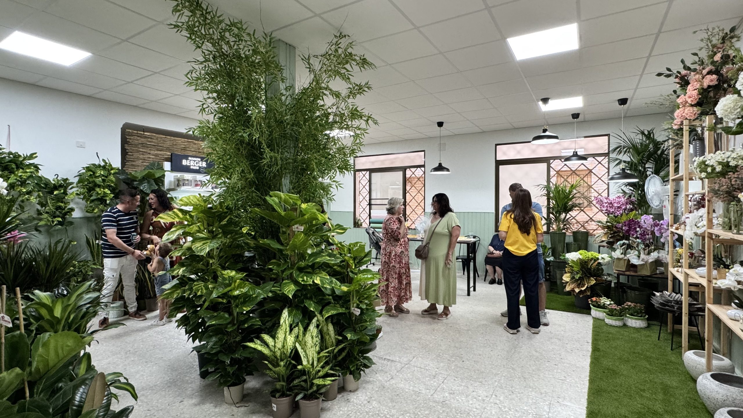 Rosi Floristas - Inauguraci&oacute;n establecimiento Corral de Almaguer 05.jul.2025 (4)