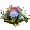 Ramo de flores frescas con hortensia, rosas, liliums, gerberas y margaritas. El Ramo París de Rosi Floristas es un diseño floral premium disponible en tres tamaños.