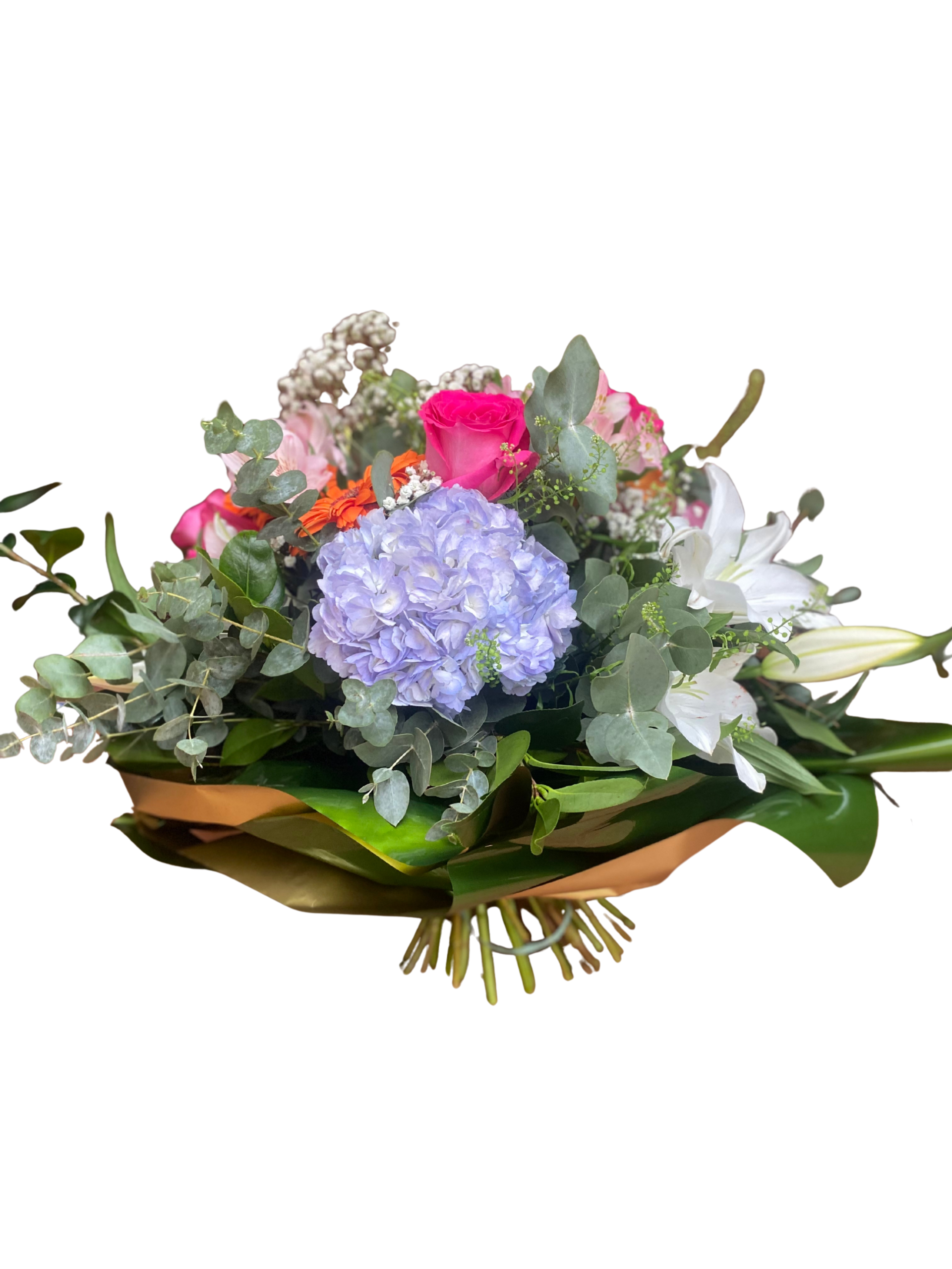 Ramo_Paris_hortensia_rosas_liliums_gerberas_margaritas_eucalipto_guisofila_y_verdes_variados_img1 Ramo de flores frescas con hortensia, rosas, liliums, gerberas y margaritas. El Ramo París de Rosi Floristas es un diseño floral premium disponible en tres tamaños.